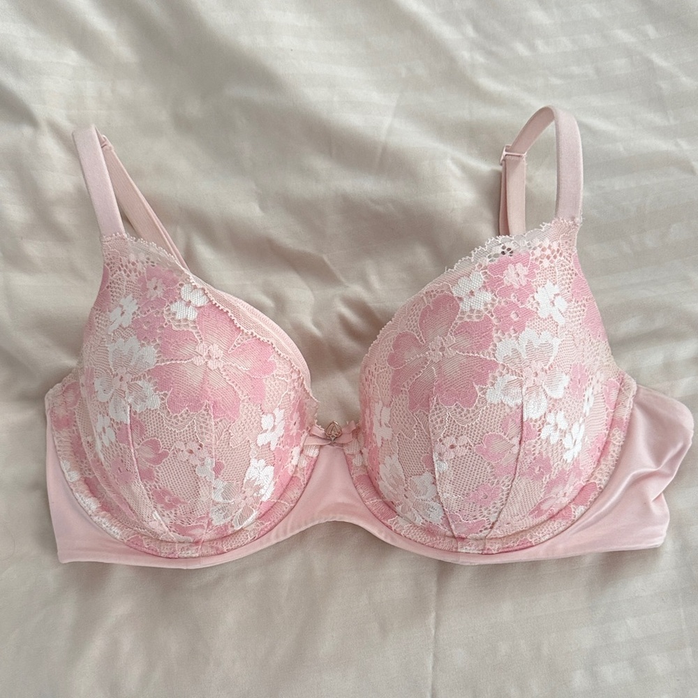 Victoria's Secret Pink Floral Lace Bra